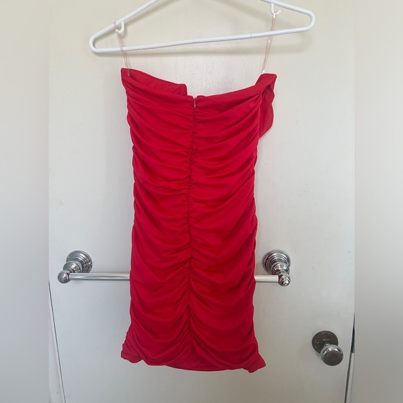 SOLD OUT OH POLLY Back For More
Ruched Bandeau Mini Dress in Red UK 10 US 6 - Picture 5 of 7